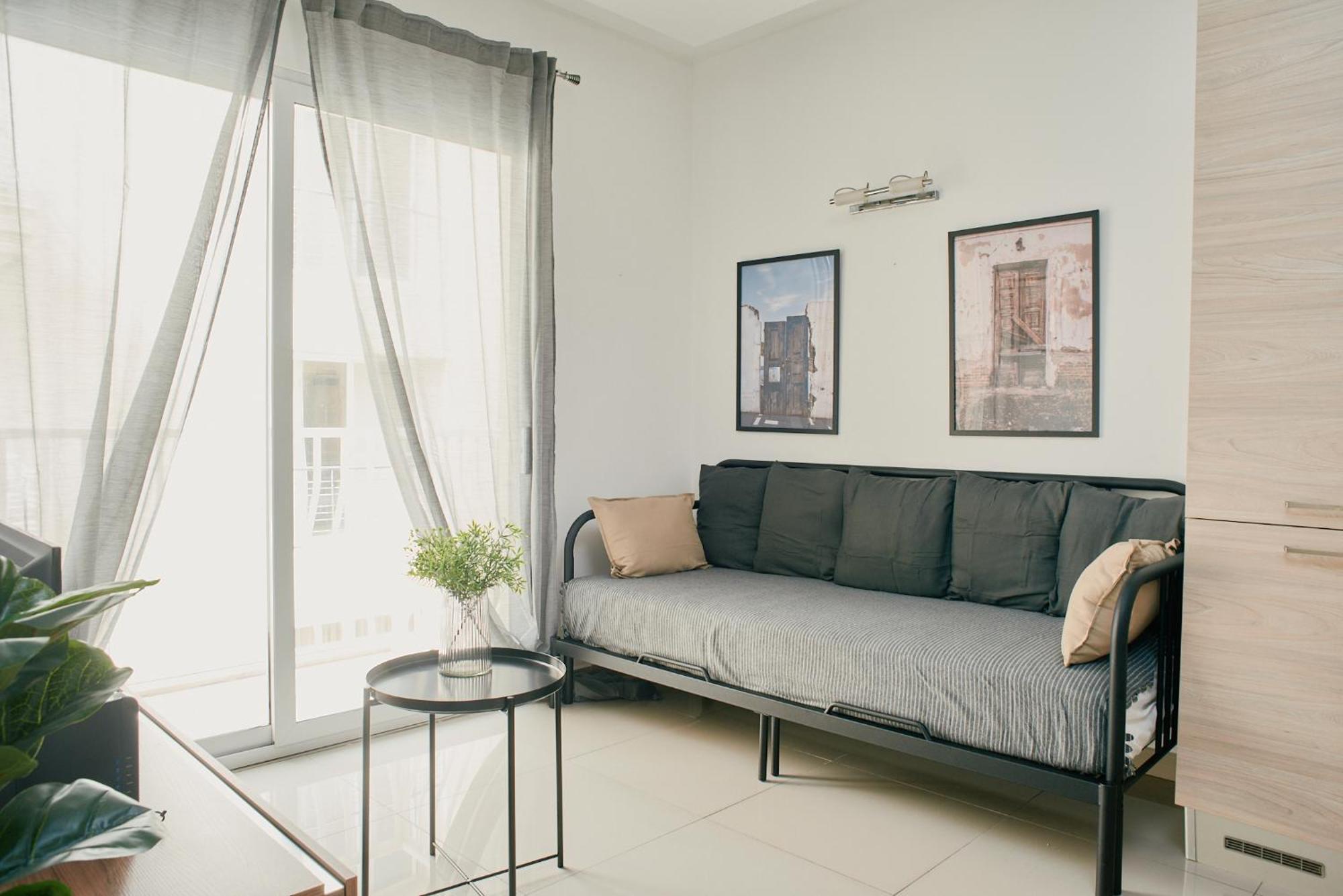 Appartamento Kensington By Shmoo - 1 Minute To The Sea Sliema Esterno foto