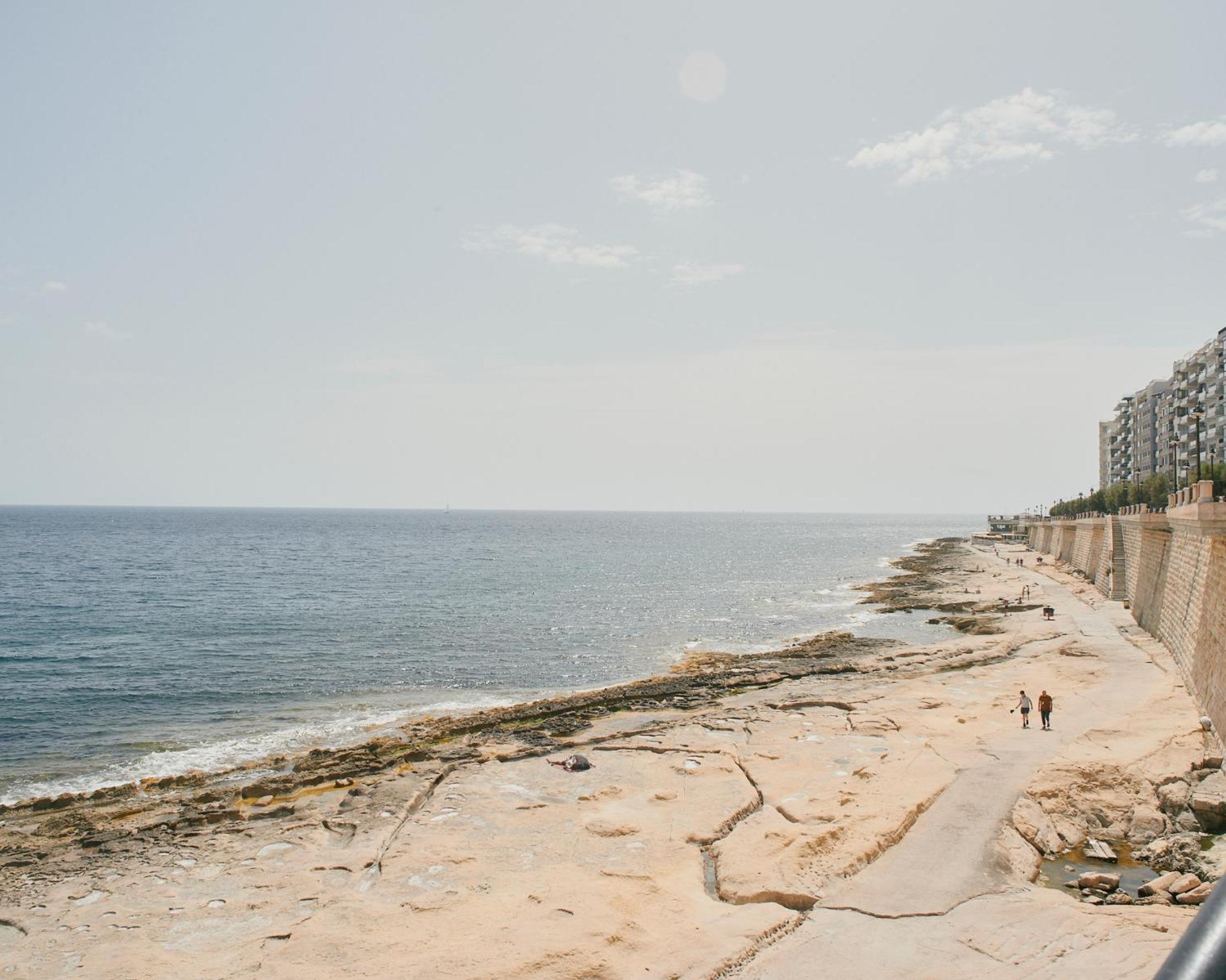 Appartamento Kensington By Shmoo - 1 Minute To The Sea Sliema Esterno foto